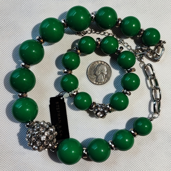 Stephan & Co Kelly Green Acrylic Round Bead Bracelet and Necklace Rhinestone Set - Picture 4 of 14